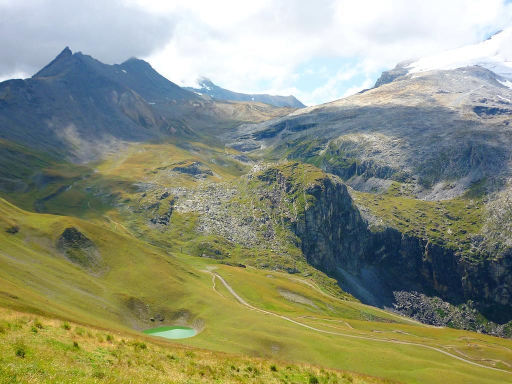 Residence Odalys Le Hameau Du Borsat Tignes Exteriör bild